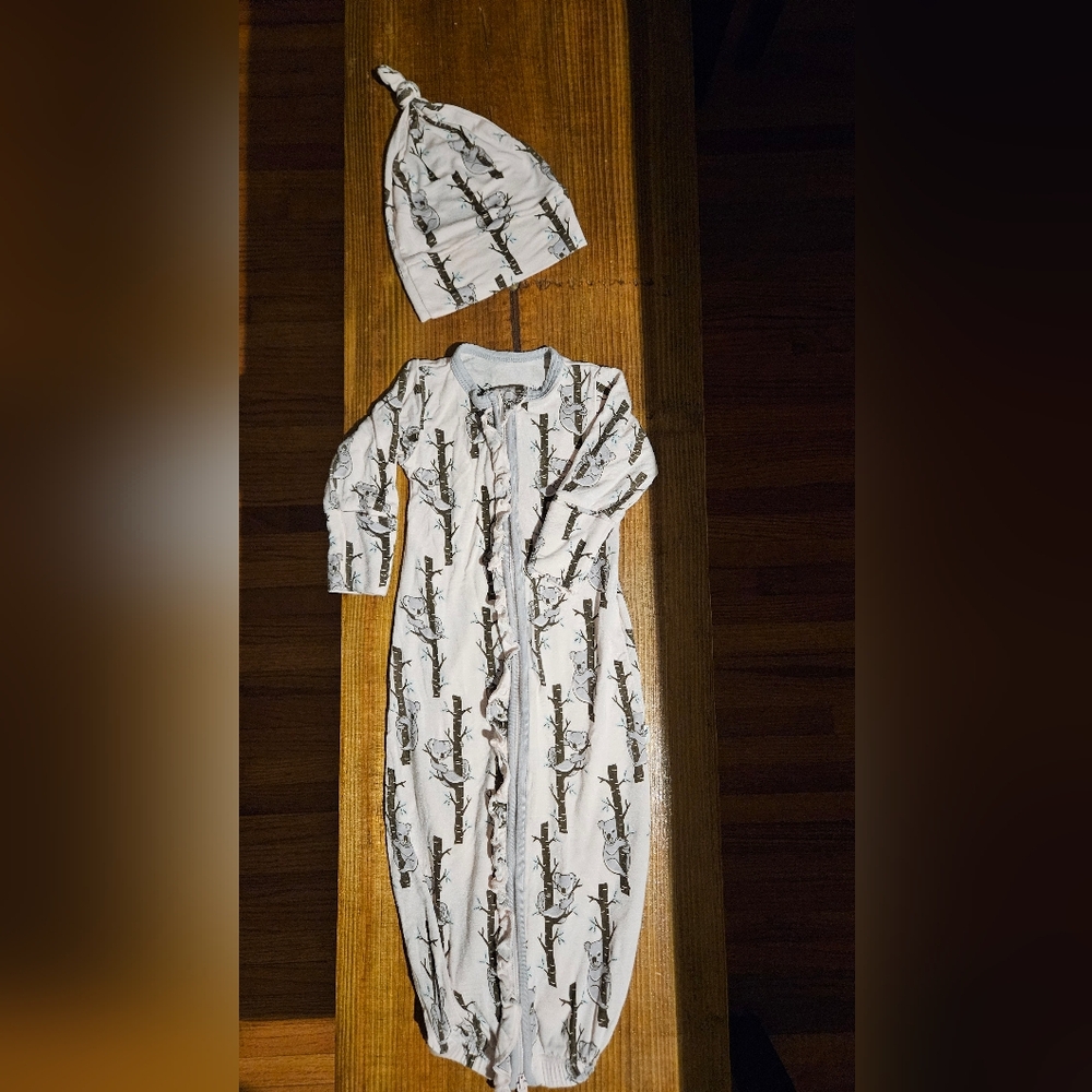 Free Birdees Powder Pink Koalas Ruffle Gown & Knot Hat - NB